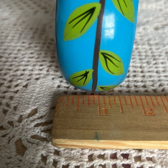 Hand-Painted Blue Floral Bangle - Picture 4 of 4